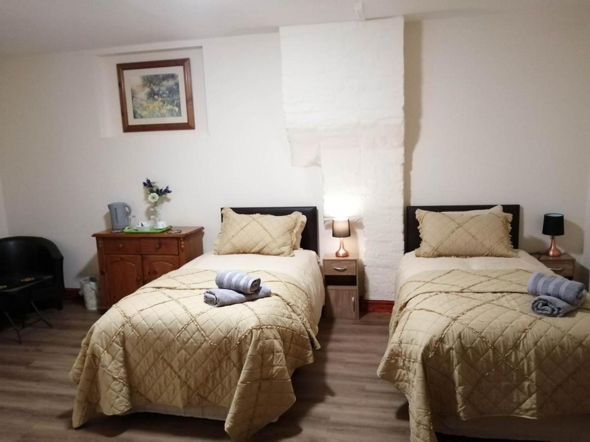 The Old Cart Shed Bed & Breakfast Lenwade ภายนอก รูปภาพ